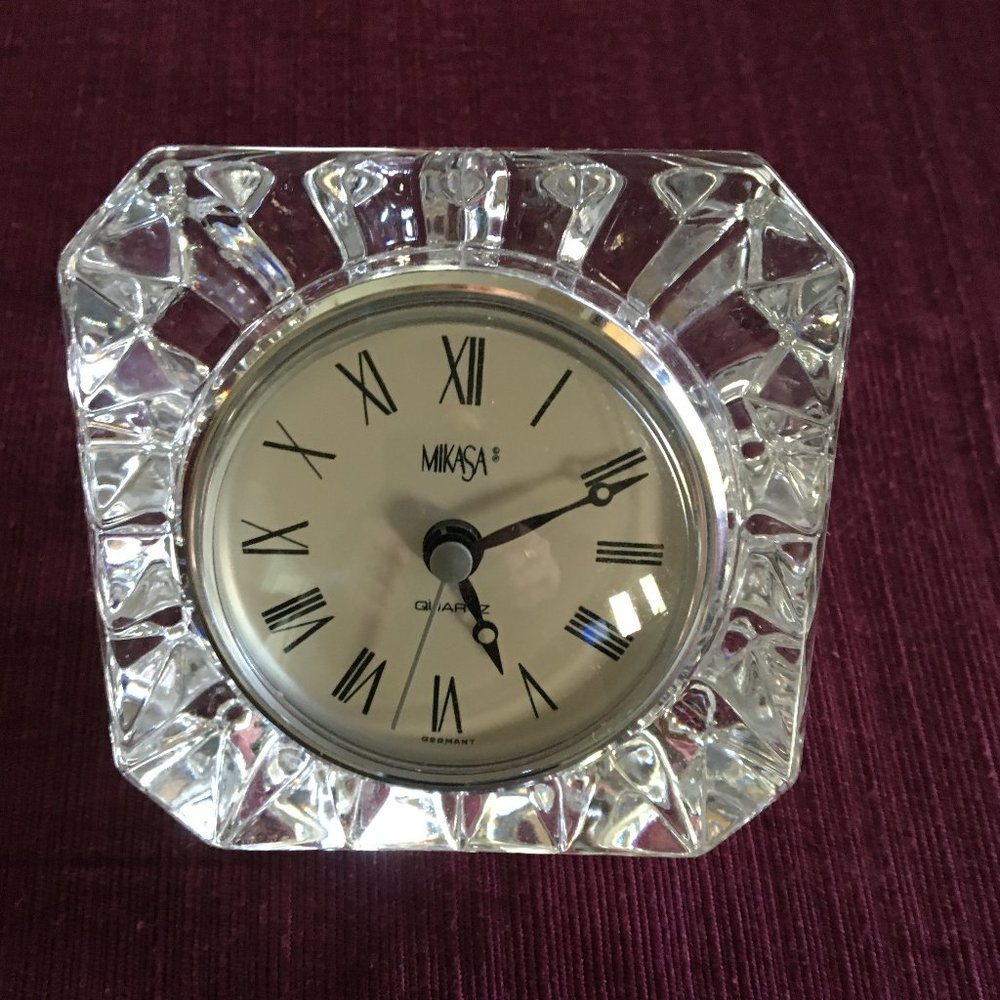 VTG Mikasa Crystal Clock